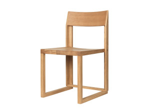 Дубовый стул с открытой спинкой