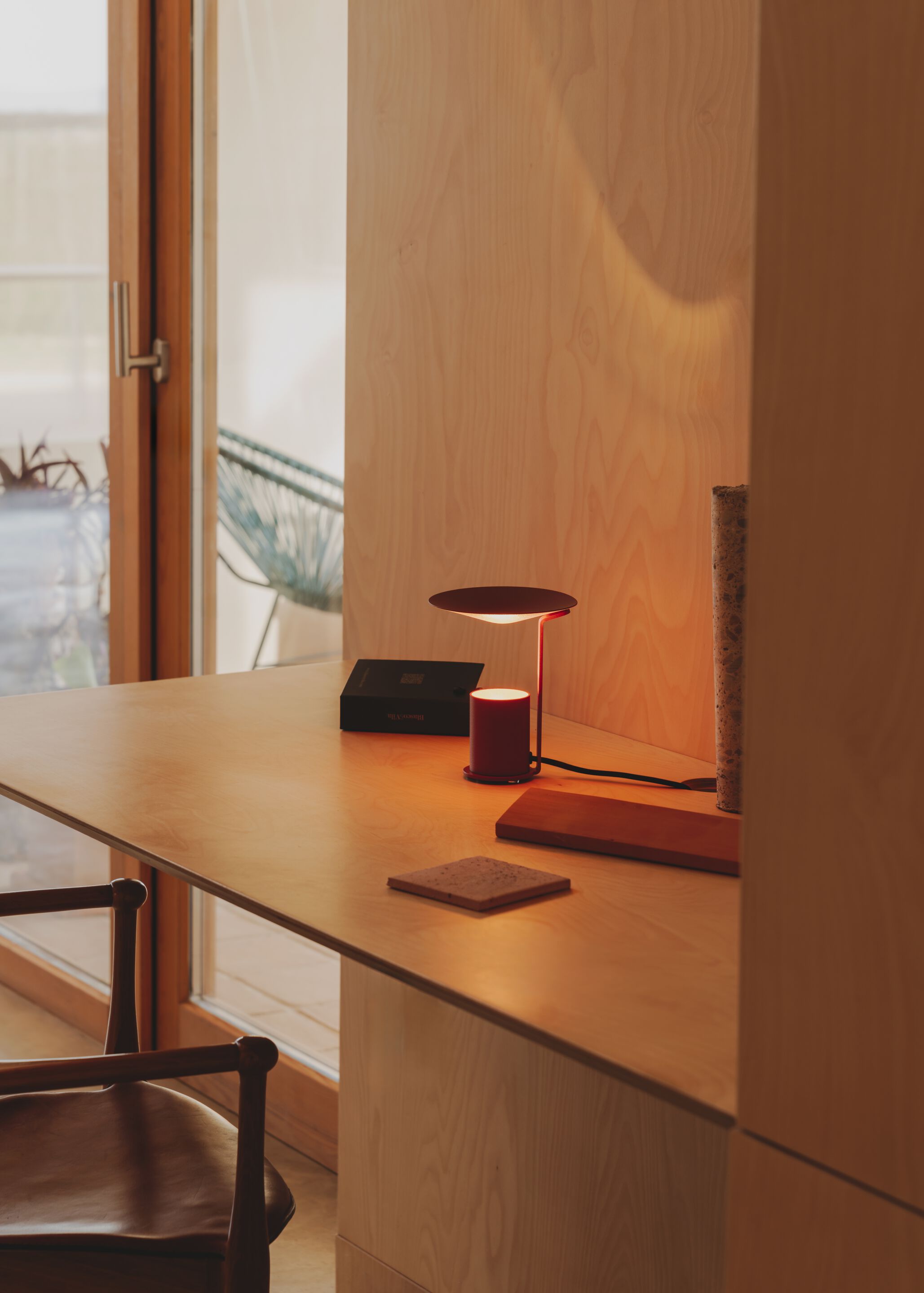 Алюминиевая настольная лампа Milan Iluminacion MOKKA ARCH-00053480 - Вид №8