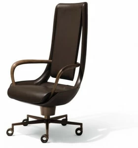 Giorgetti Офисное кресло руководителя с 5 спицами на колесиках
