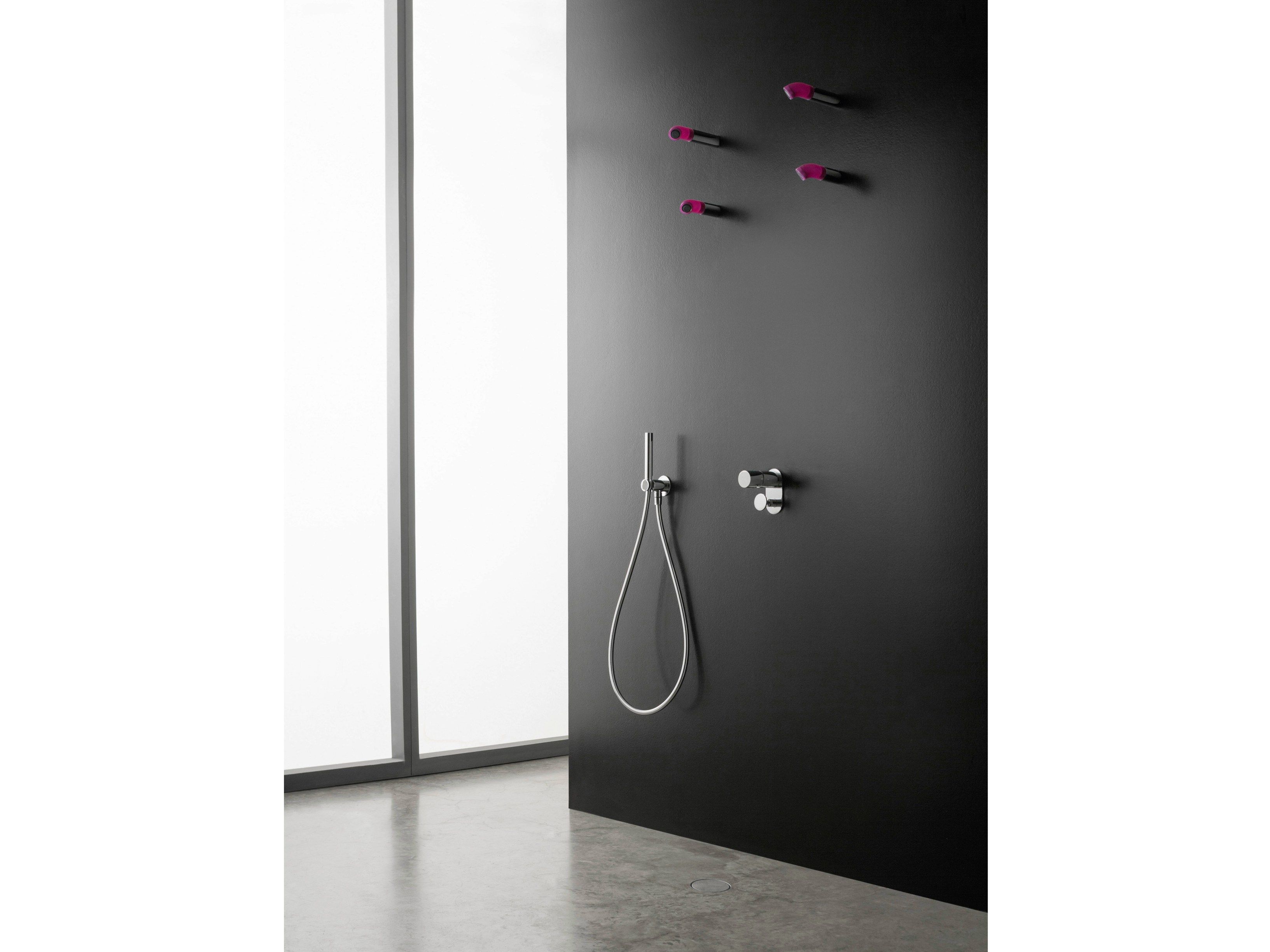 Однорычажный смеситель для душа с ручным душем Zazzeri Pop ARCH-00135930 - Вид №1