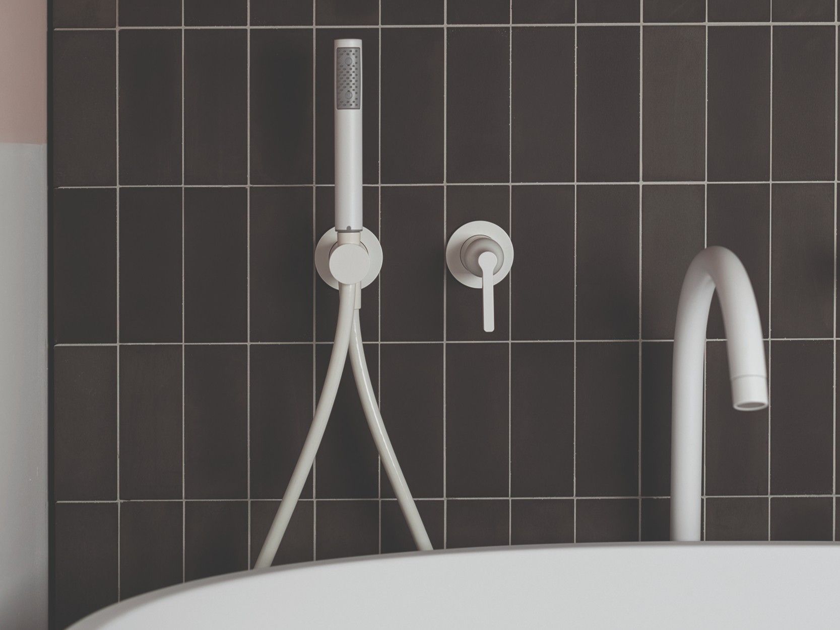 Настенный смеситель для ванны с ручным душем Agape Memory Mix ARCH-00055094 - Вид №1