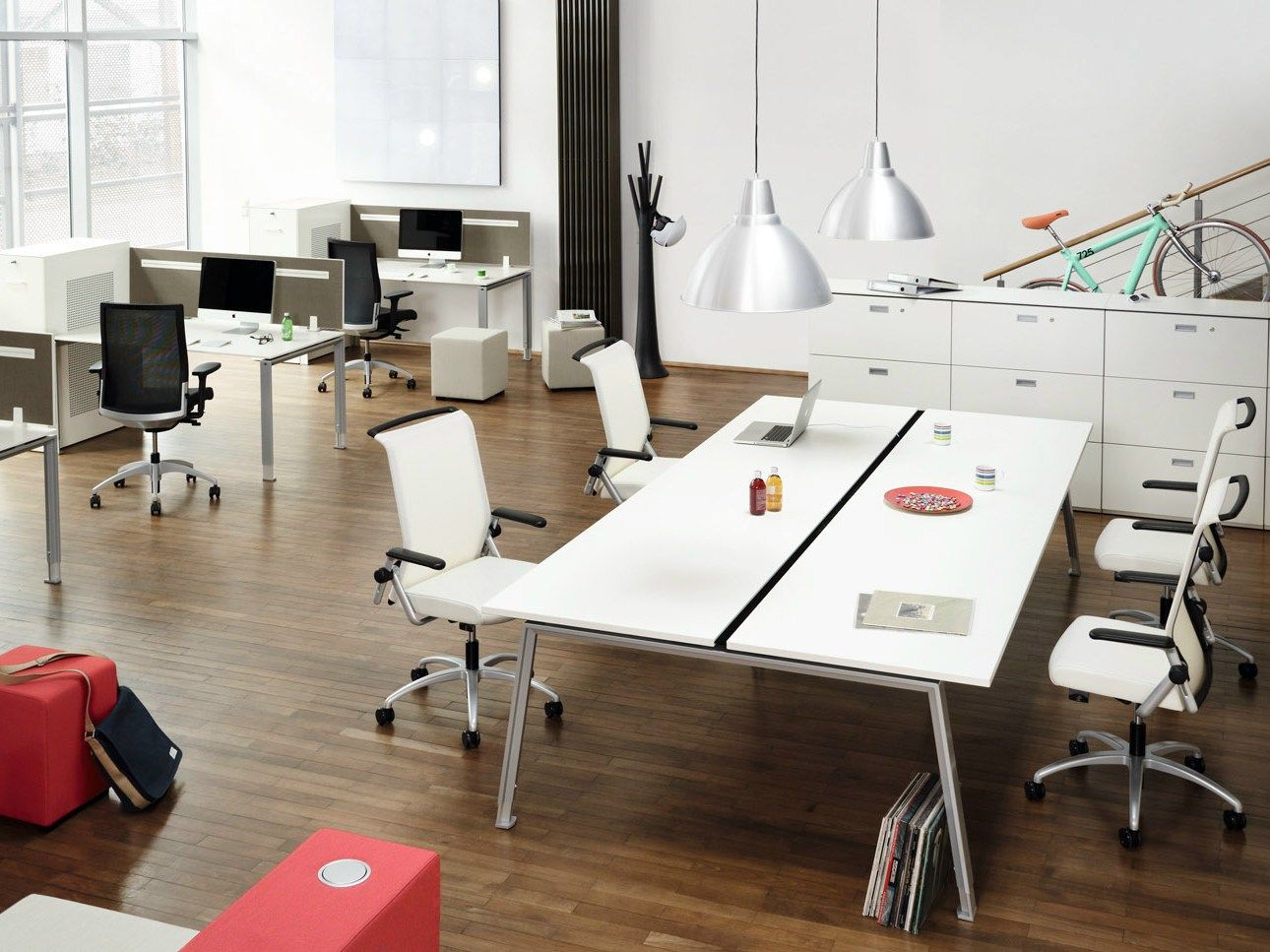 Рабочий стол с несколькими перегородками König Neurath Do It.4 ARCH-00101359 - Вид №2