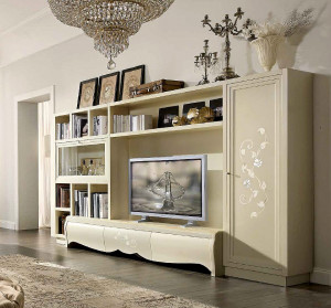 Стенка  BTC INTERNATIONAL Comp. 4