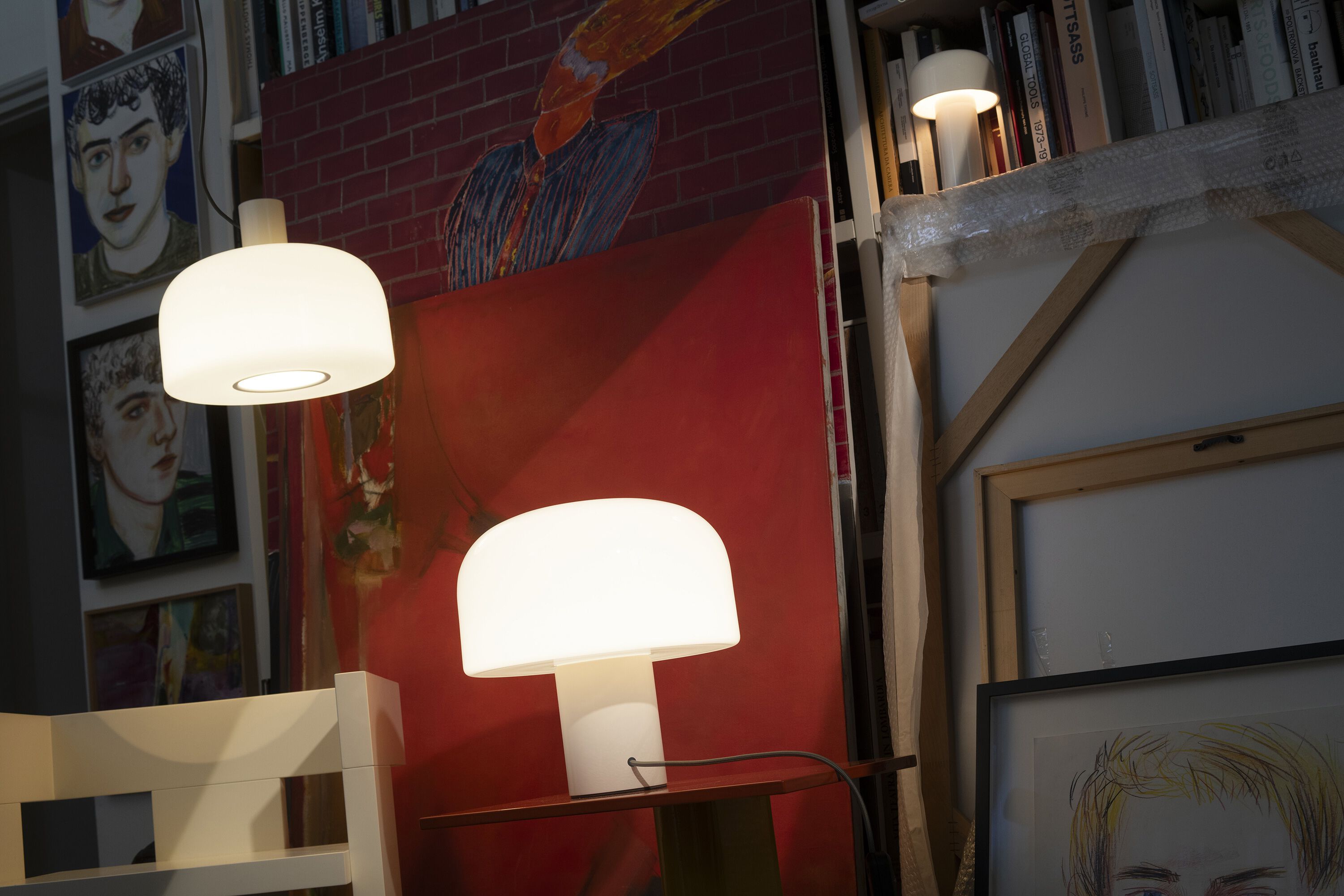 Опаловое стекло с регулируемой яркостью подвесной светильник Flos Bellhop ARCH-00127657 - Вид №1