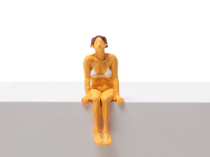 Безделушка из смолы