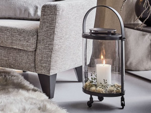 Алюминиевый и стеклянный фонарь