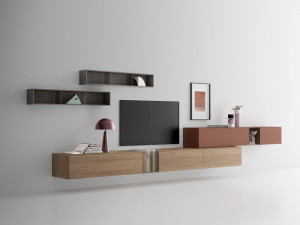 Деревянный навесной шкаф