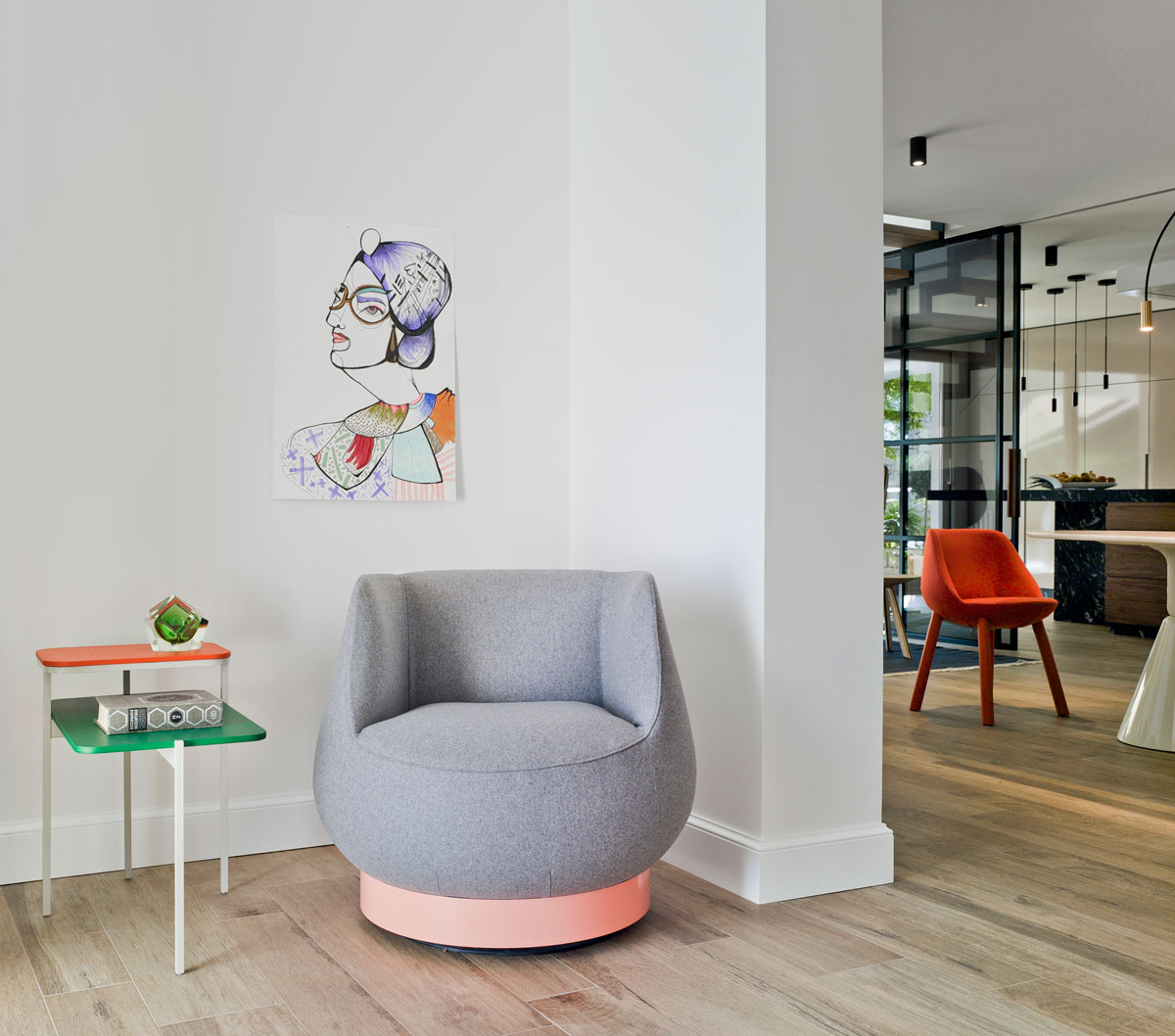 095316 Кресло поворотное на подставке SANCAL Magnum - Вид №3