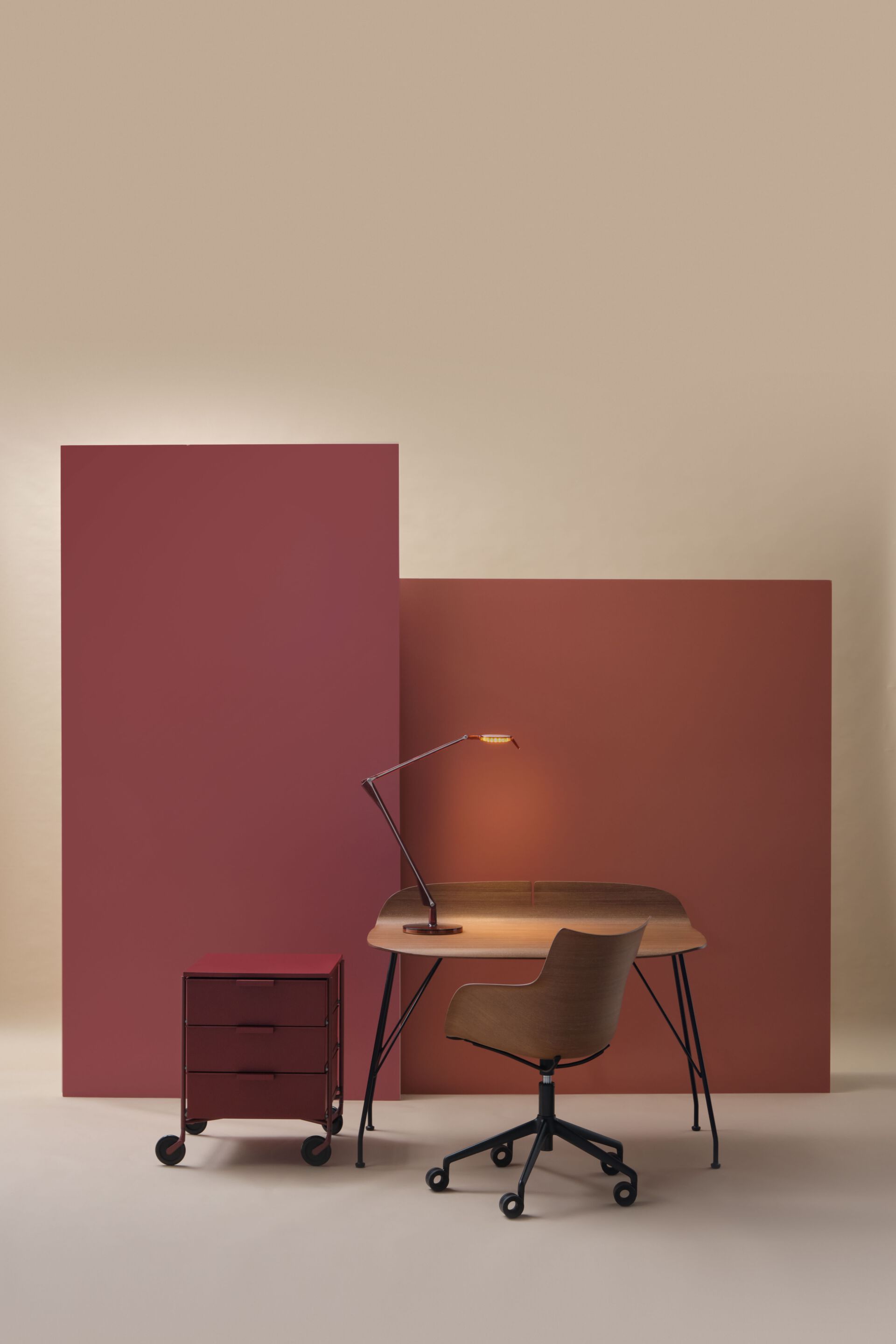 Деревянный письменный стол Kartell EARL OF WOOD ARCH-00064061 - Вид №9