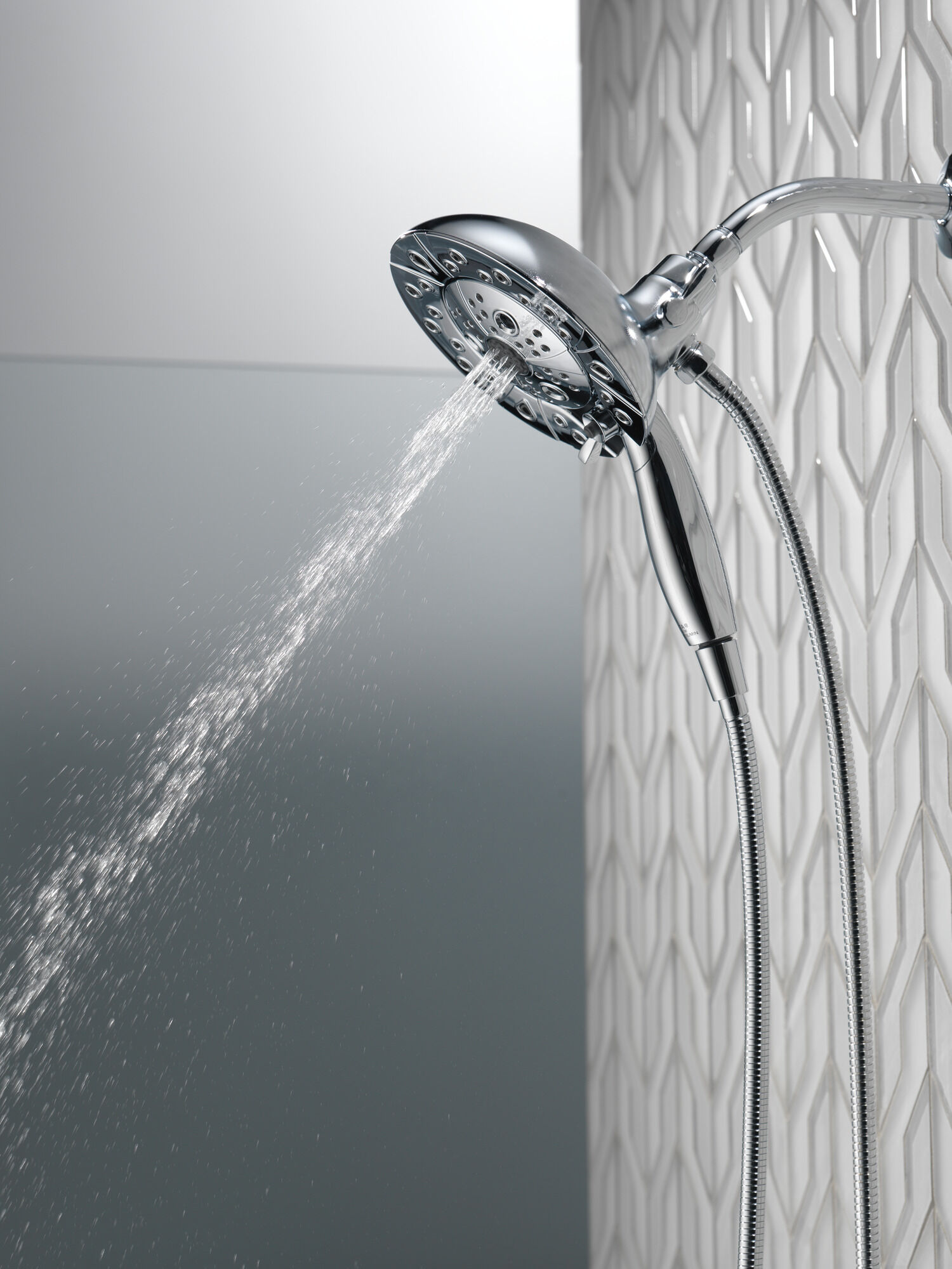 58480-25-PK H2Okinetic® In2ition® Душ два в одном с 5 настройками Delta Faucet Universal Showering Хром  - Вид №3