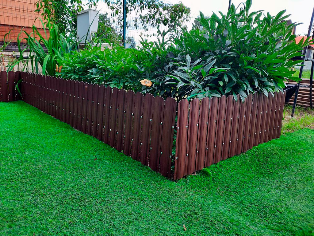 Штакетник пластиковый хаки RAL 6005 ГеоПластБорд GPBST-162 - Вид №3