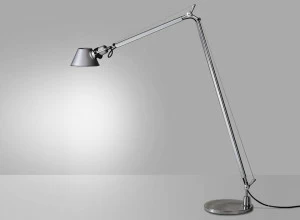 Artemide Регулируемый торшер для чтения из алюминия Tolomeo
