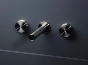 Настенный смеситель для раковины из нержавеющей стали с 3 отверстиями