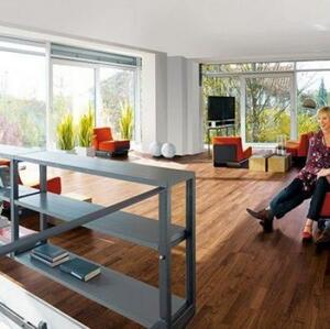 Паркетная доска Haro 4000 Series Top connect эксквизит/тренд Орех американский Натур (Гладкая) 2200х180 мм.