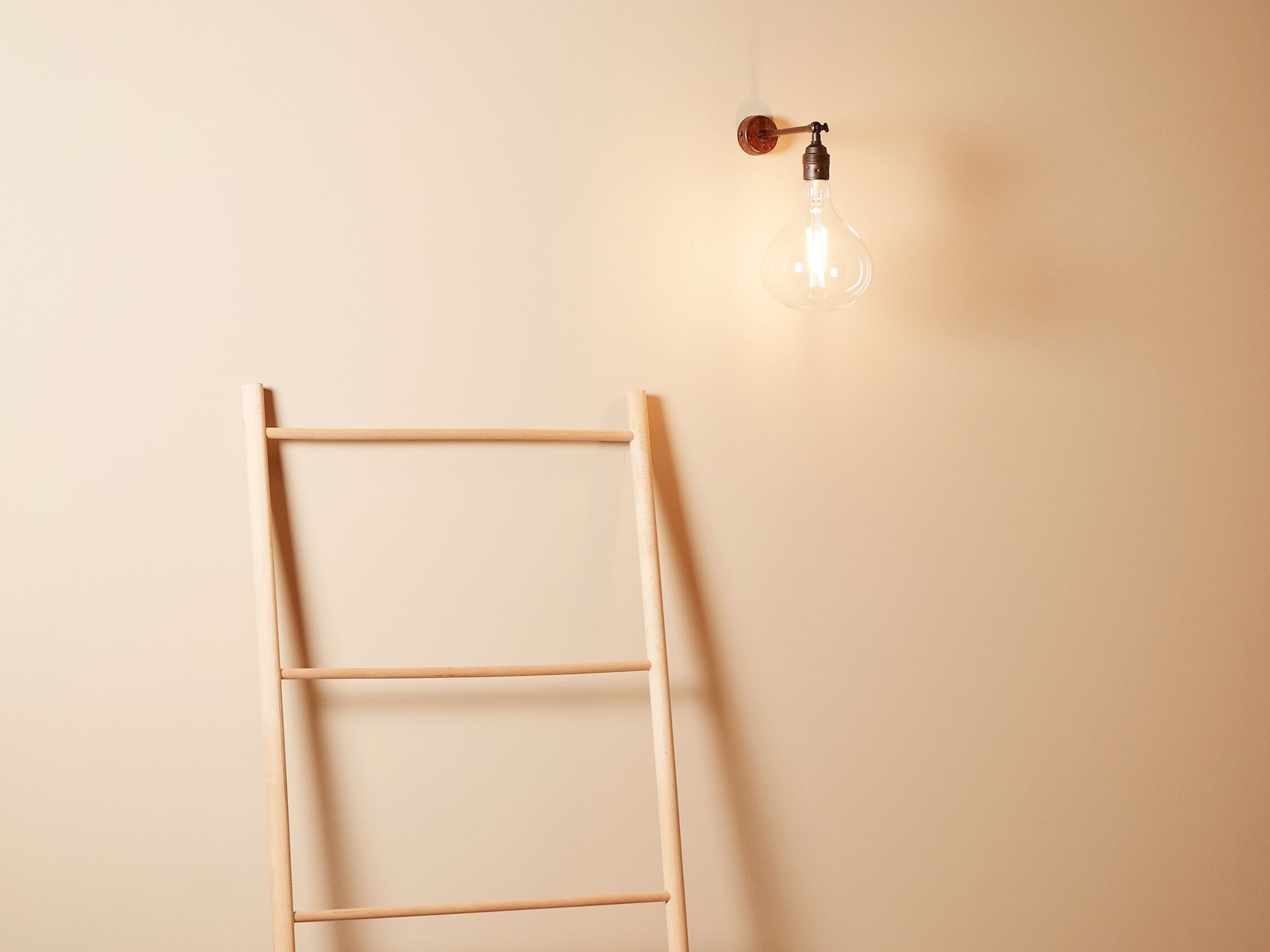 Регулируемая железная настенная лампа Renzo Serafini E27 ARCH-00023154 - Вид №1