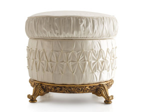 Круглый пуф из ткани