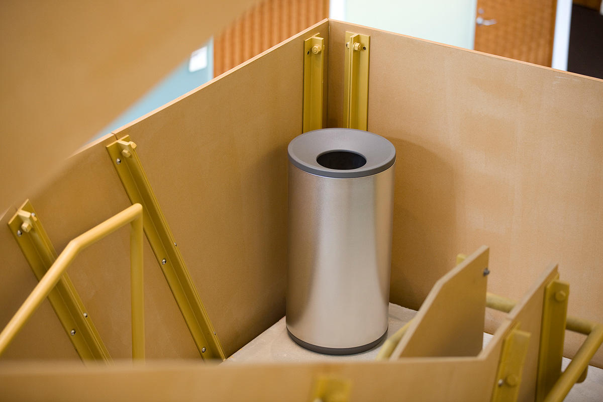 FSRT195 Универсальная емкость для мусора и утилизации  Forms-surfaces  - Вид №19