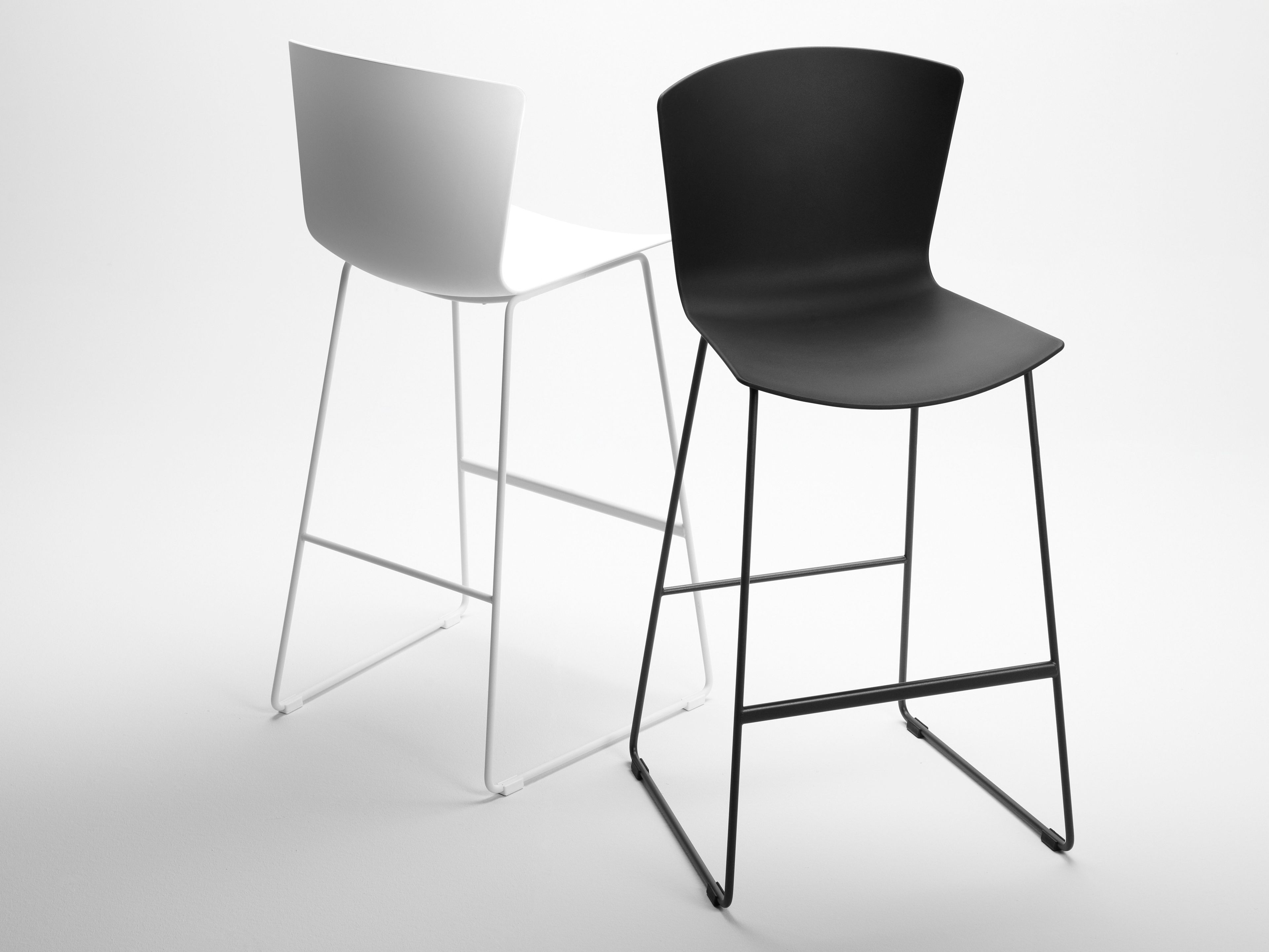 Высокий табурет из полипропилена с подставкой для ног Sellex Slam ARCH-00025381 - Вид №2