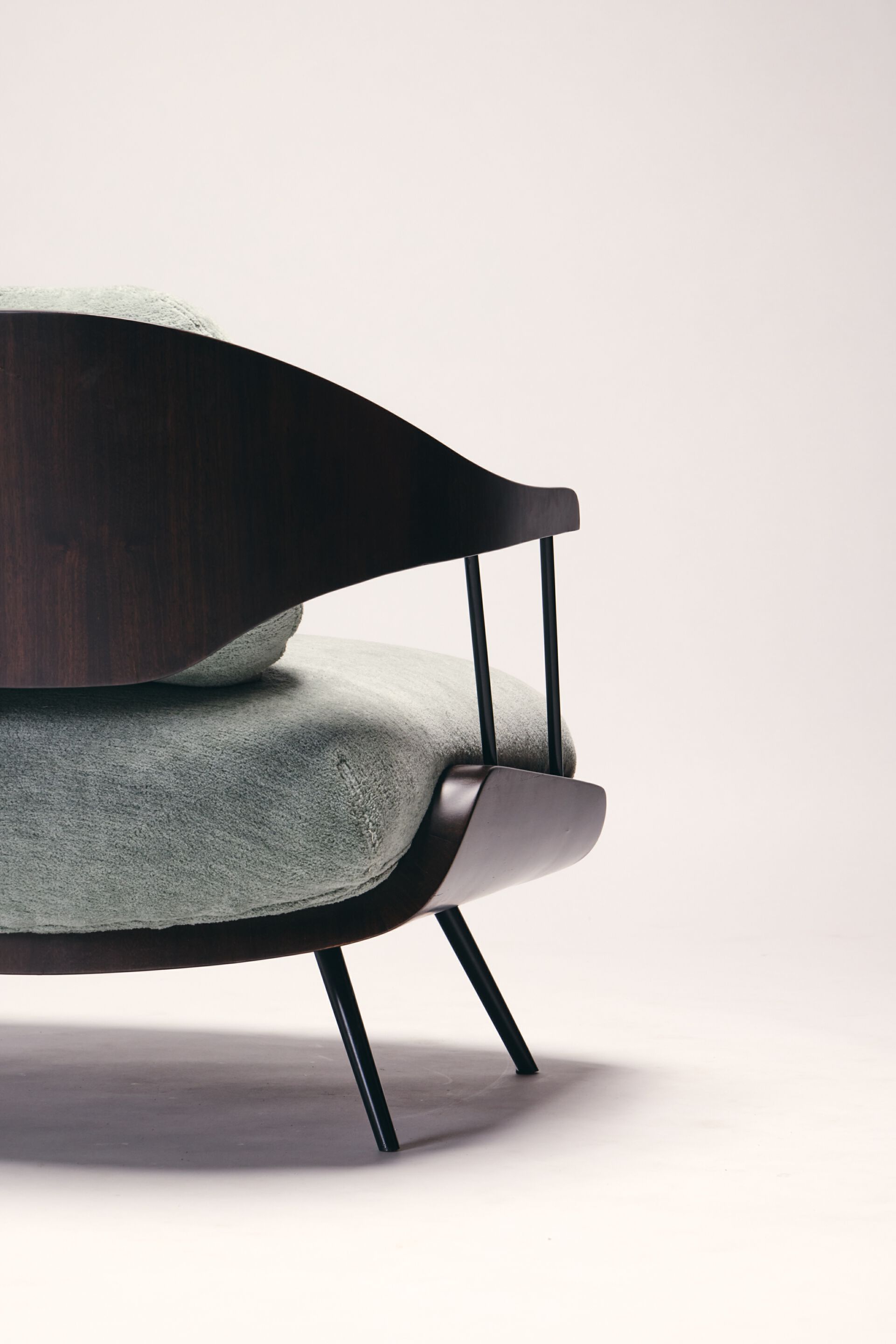 Бархатное кресло с подлокотниками REDA AMALOU DESIGN ARCH-00106803 - Вид №4