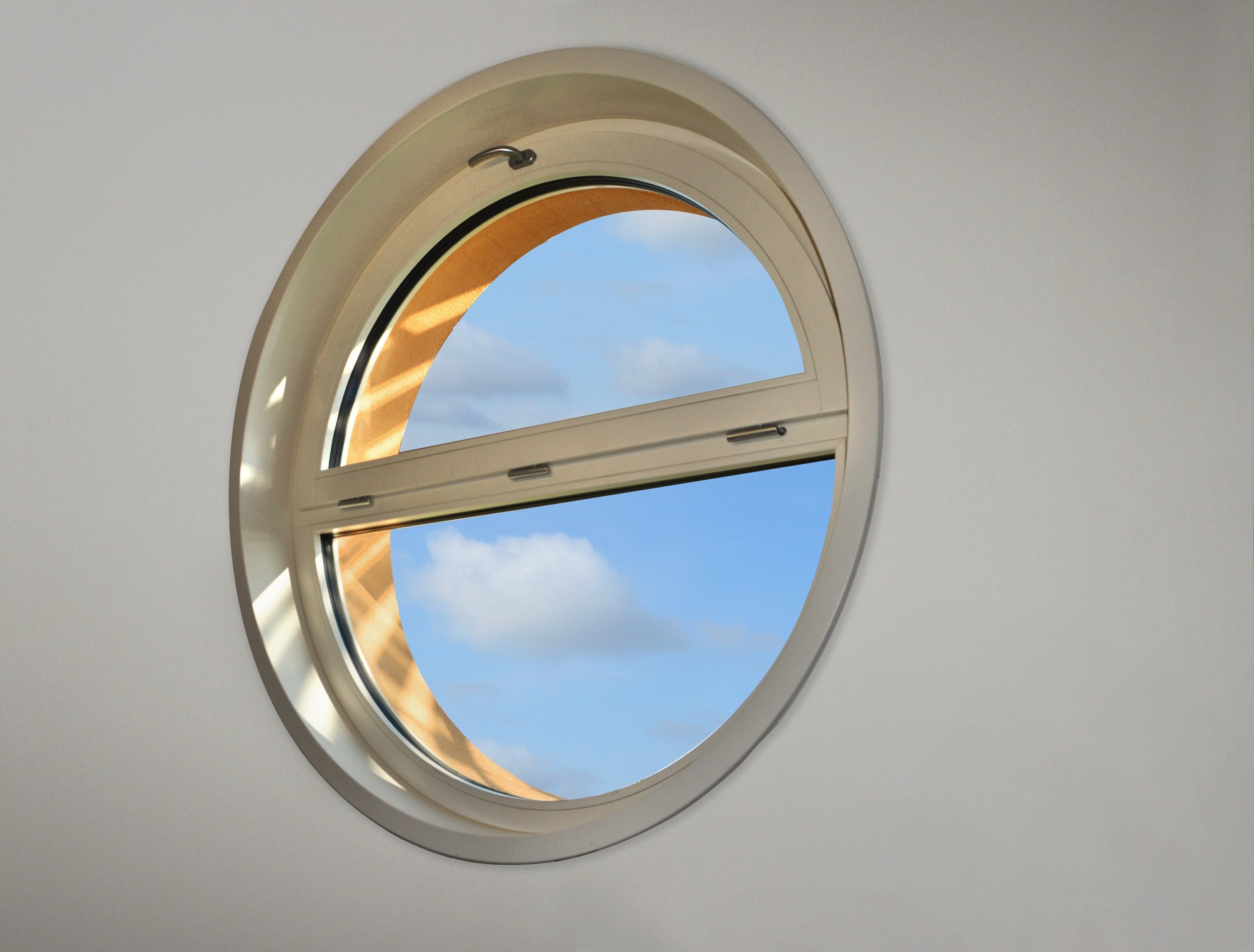 Деревянное окно vasistas NAVELLO Гомер ARCH-00083227 - Вид №1