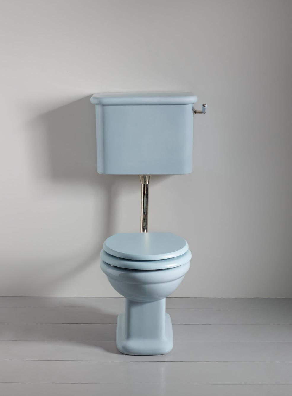 Туалет Роквелла с цистерной низкого уровня Rockwell The water monopoly sun-id-2132177