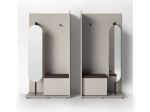 Деревянный входной шкаф с зеркалом