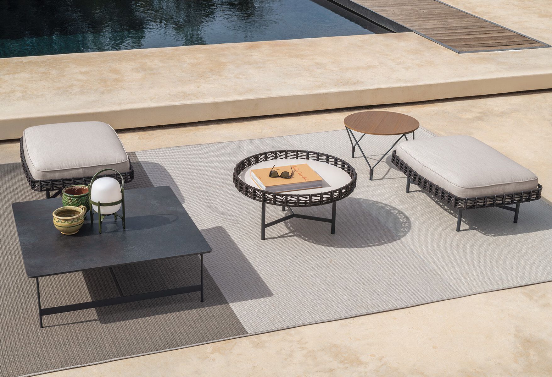 Круглый веревочный садовый журнальный столик с верхней частью HPL Potocco Ropu ARCH-00035648 - Вид №2