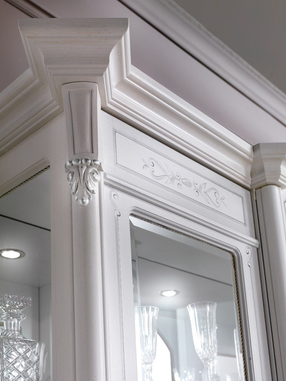 Деревянная витрина со встроенным освещением CASA +39 Prestige ARCH-00077641 - Вид №2