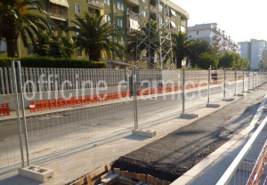 Временный и мобильный забор для строительной площадки