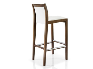 Стул с подставкой для ног