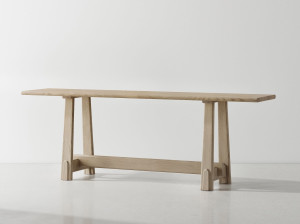 Деревянная консоль