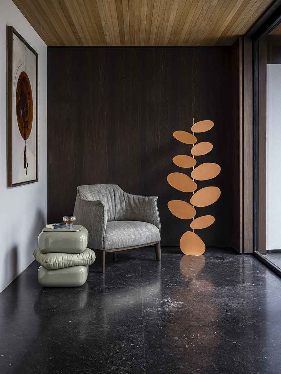 Торшер с кожаным декором Poltrona Frau коллекция-мебель и аксессуары ARCH-00141094 - Вид №1