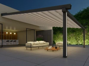 RGM Настенная моторизованная пергола из алюминия и ПВХ с освещением
