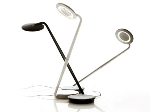 Алюминиевая светодиодная настольная лампа со встроенным беспроводным зарядным устройством