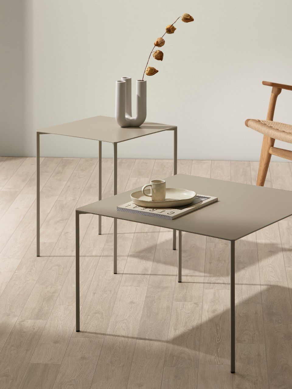 Квадратный металлический журнальный столик Kendo Mobiliario Trazo ARCH-00151775 - Вид №3