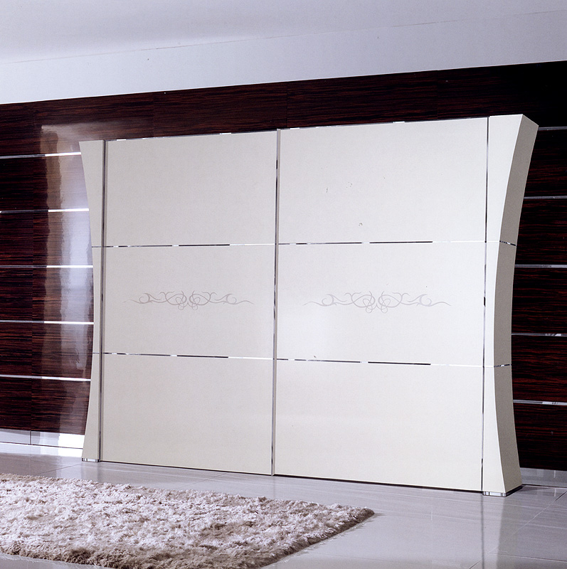 Шкаф  REDECO 1122 CHARME