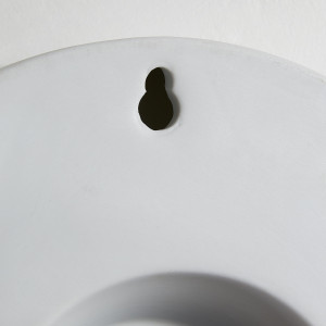 064432 Часы настенные Wanu белые La Forma Wana