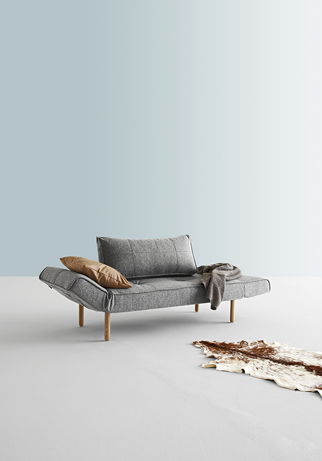 Диван Zeal с подушкой и ножками Stem из светлого дерева, гранит Innovation Living ZEAL565 - Вид №2