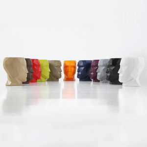 070163 Столик матовый черный Vondom Adan