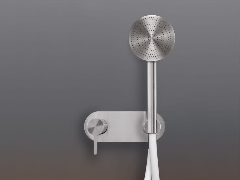 Настенный смеситель для ванны / душа с ручным душем CEADESIGN INNOVO ARCH-00008369