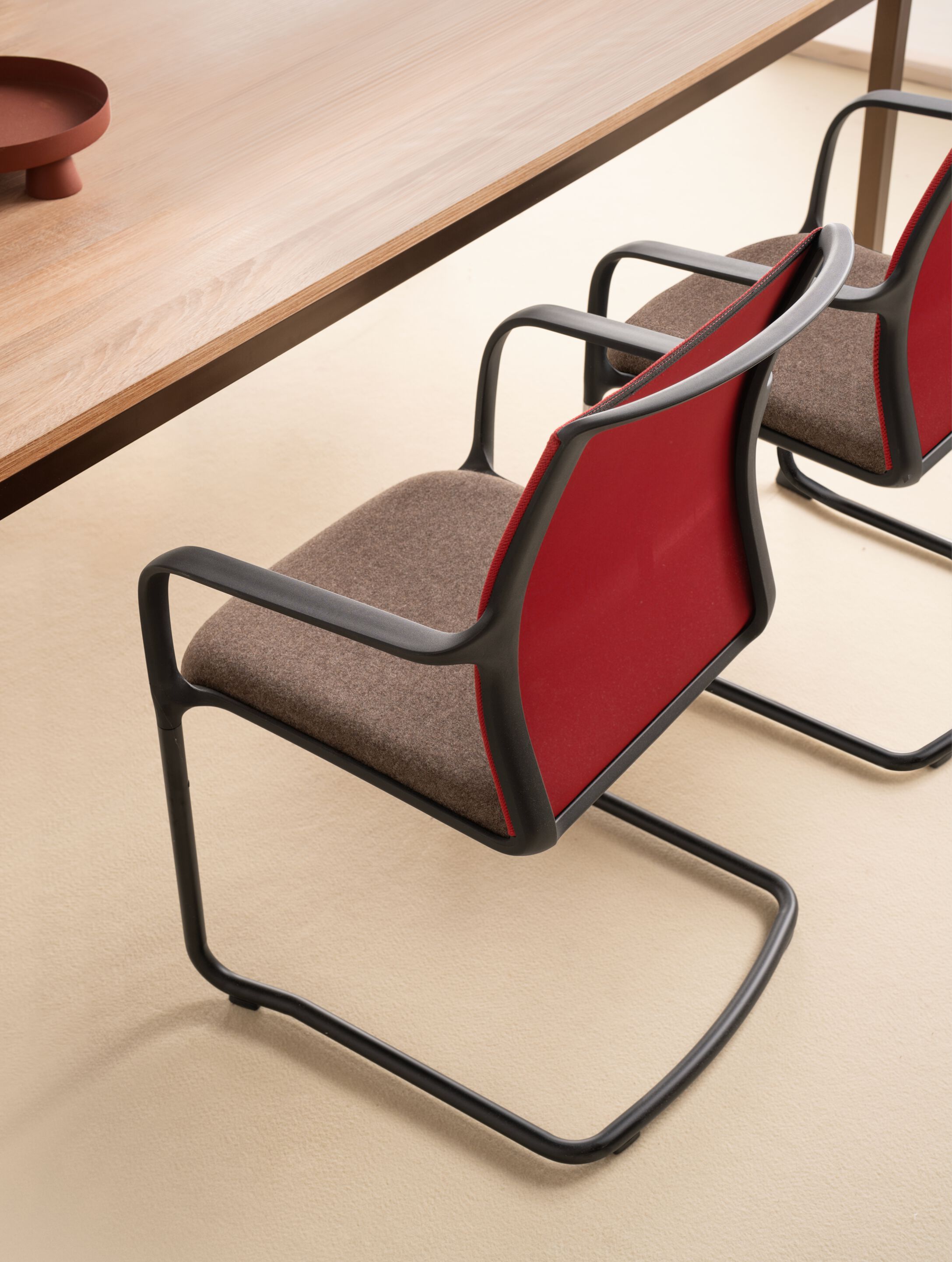 Тканевый консольный стул с подлокотниками Quinti Sedute JOKER ARCH-00099985 - Вид №2