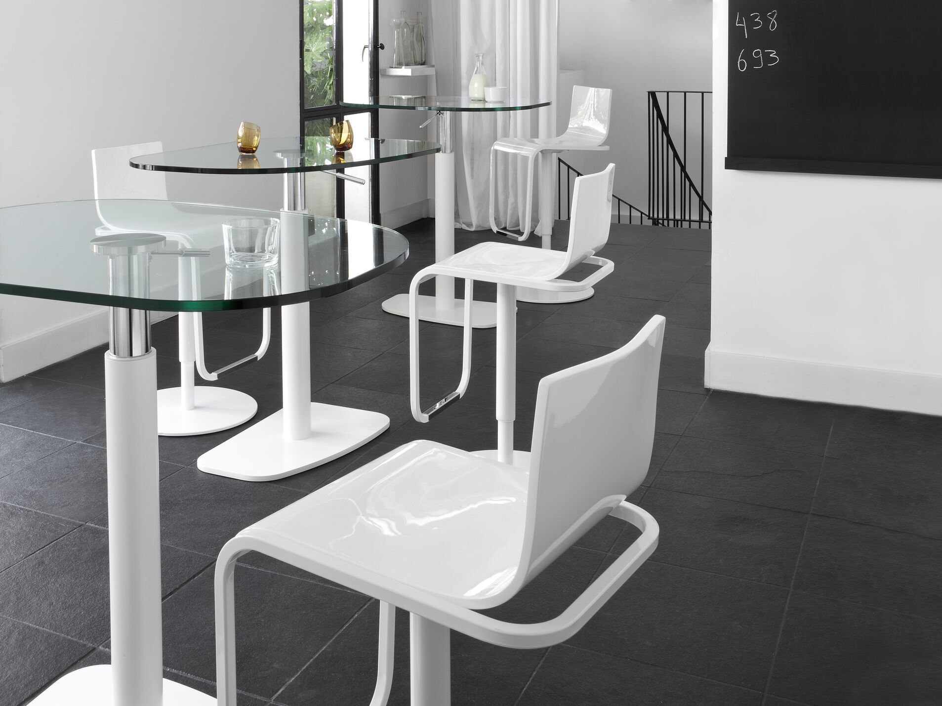 Поворотный кухонный стул Ligne Roset JOLIE ARCH-00023164 - Вид №5