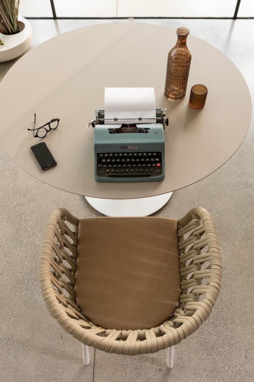 Штабелируемый садовый стул с подлокотниками DRIGANI Drop ARCH-00044870 - Вид №16