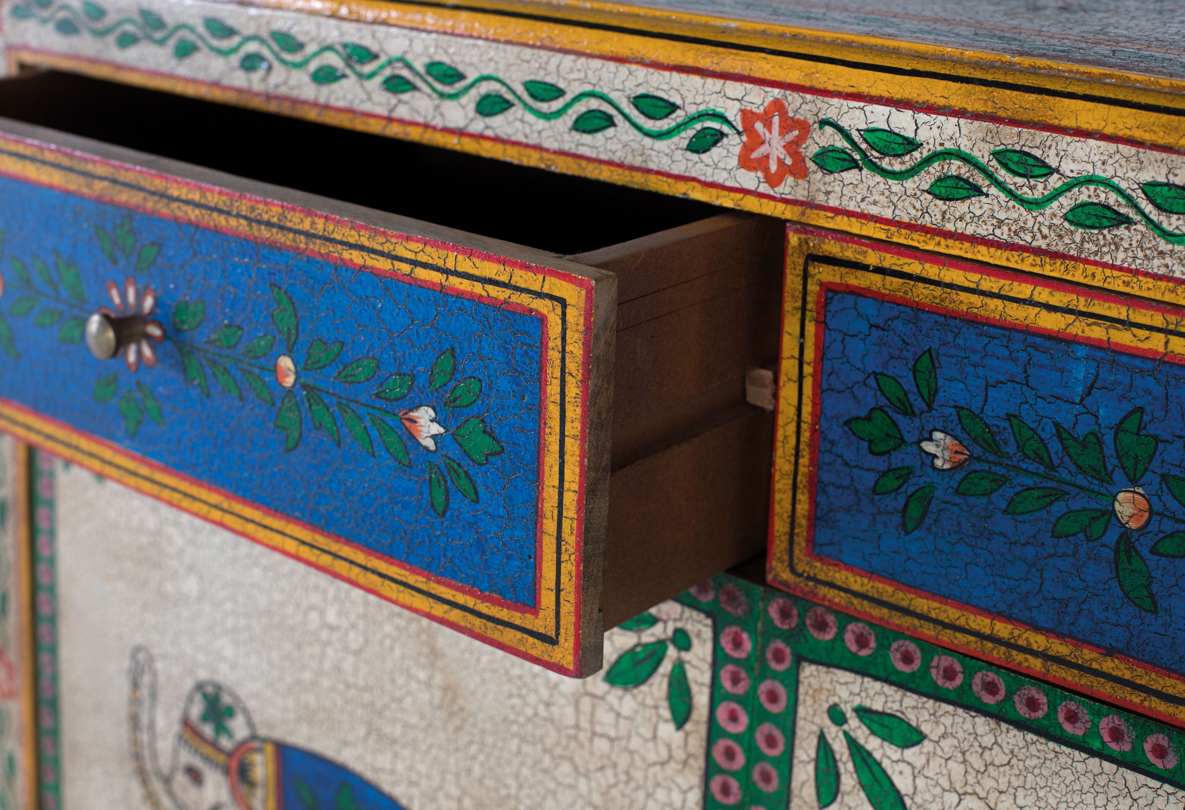 Манго Madia с распашными дверями Giner y Colomer 1556 ARCH-00081076 - Вид №1