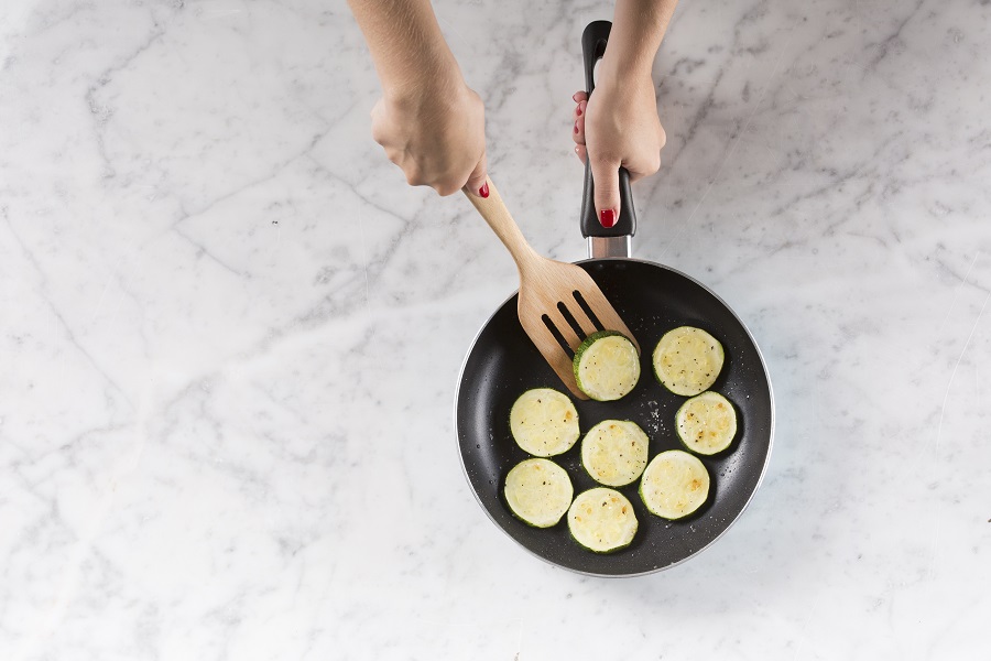 2008.201 Лопатка-шумовка с крючком innovative kitchen Mason Cash  - Вид №4