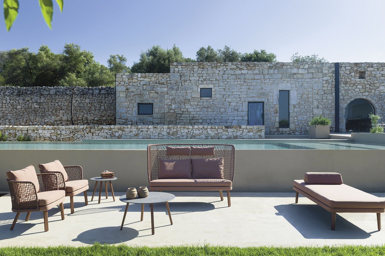 Круглый журнальный столик iroko Varaschin Эмма ARCH-00087928 - Вид №13