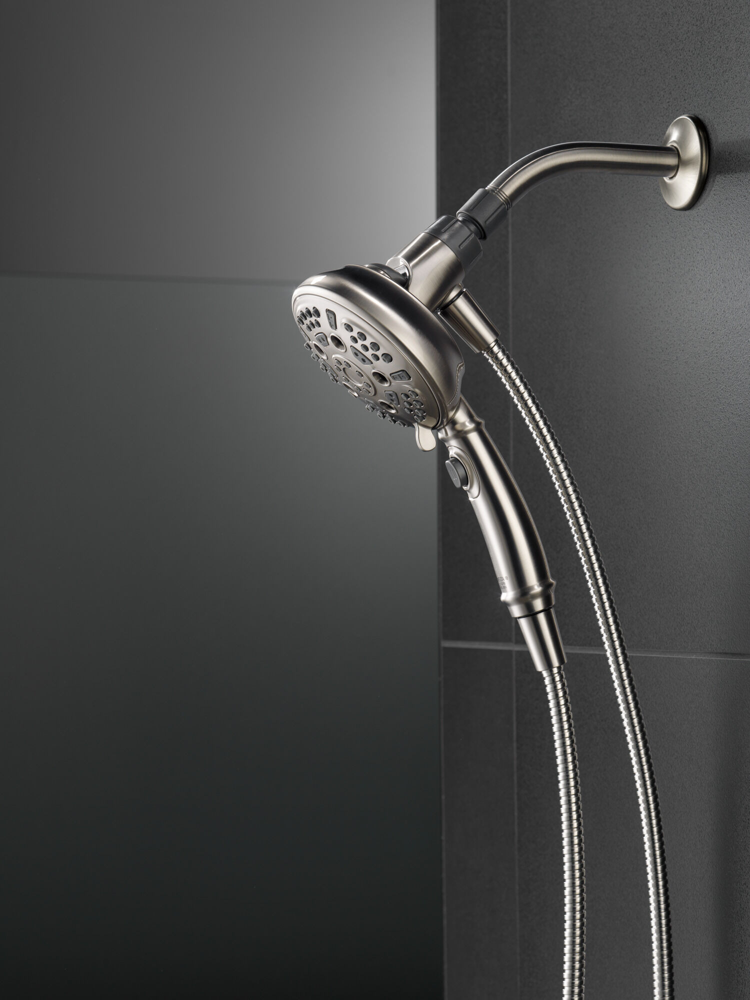 75506SN Ручной душ SureDock ™ с 7 настройками Delta Faucet DELTA Матовый никель Spotshield - Вид №16