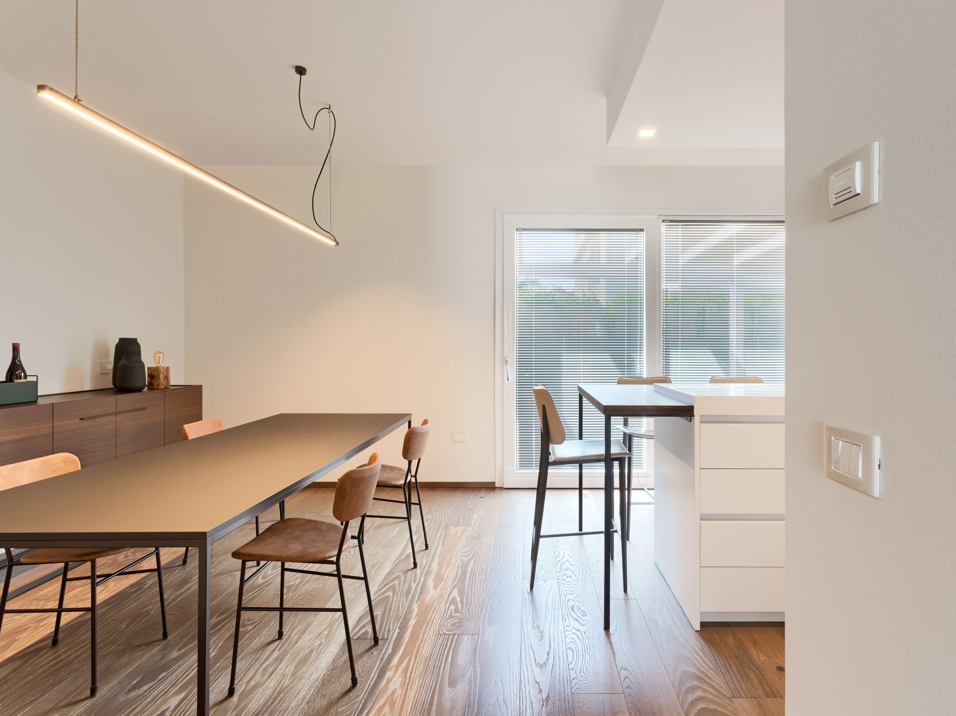 Светодиодный подвесной светильник Renzo Serafini трубчатый ARCH-00107841 - Вид №4