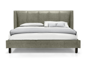 Двуспальная кровать с мягким изголовьем