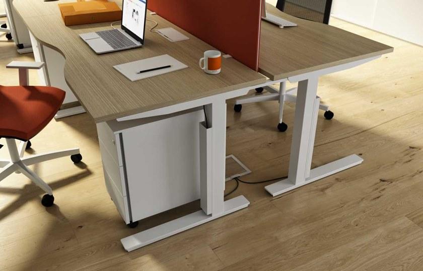 Bralco Несколько рабочих станций из меламина с разделительными панелями Winglet sun-id-1380730 - Вид №2